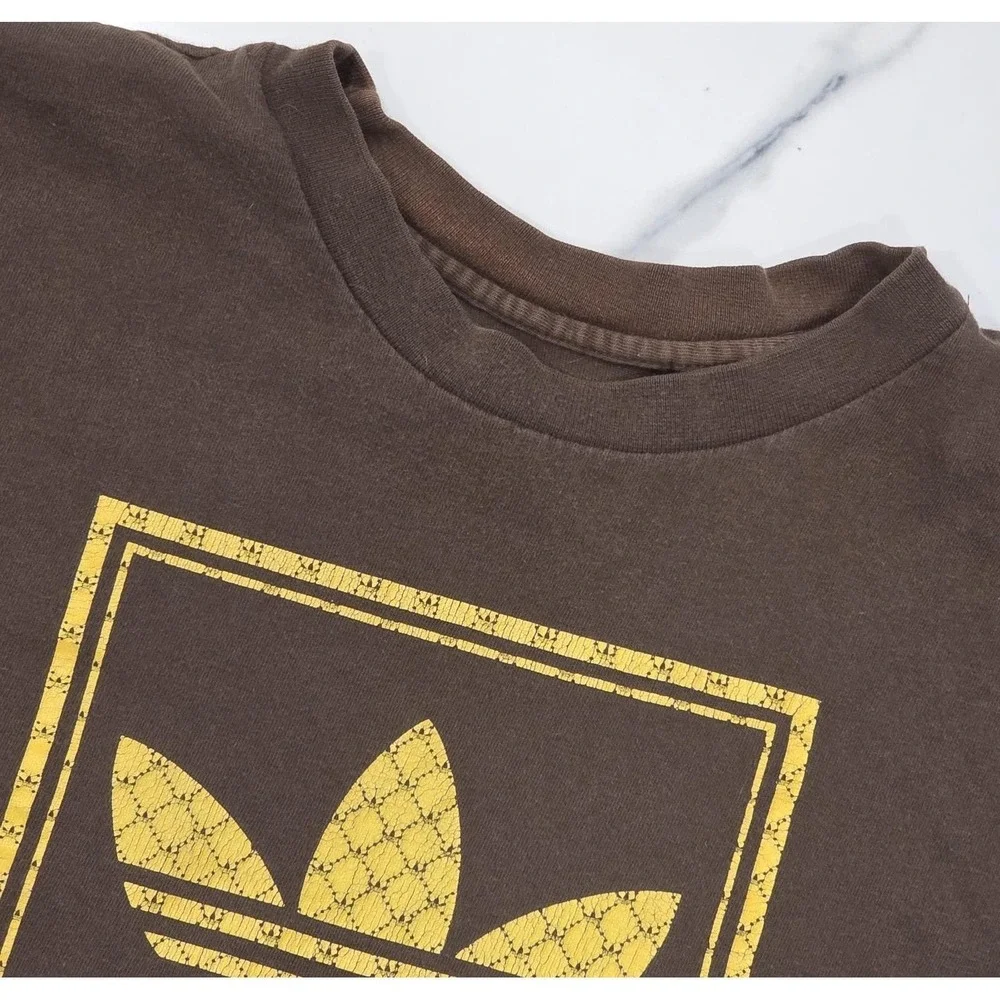Adidas Originals Trefoil Brown Graphic T Shirt Men's Medium Distressed Logo Y2K
